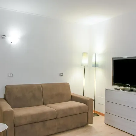 Cervinia Ski-in Ski-out Slopes * 브루일서비니아