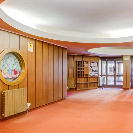 Cervinia Ski-in Ski-out Slopes * 브루일서비니아